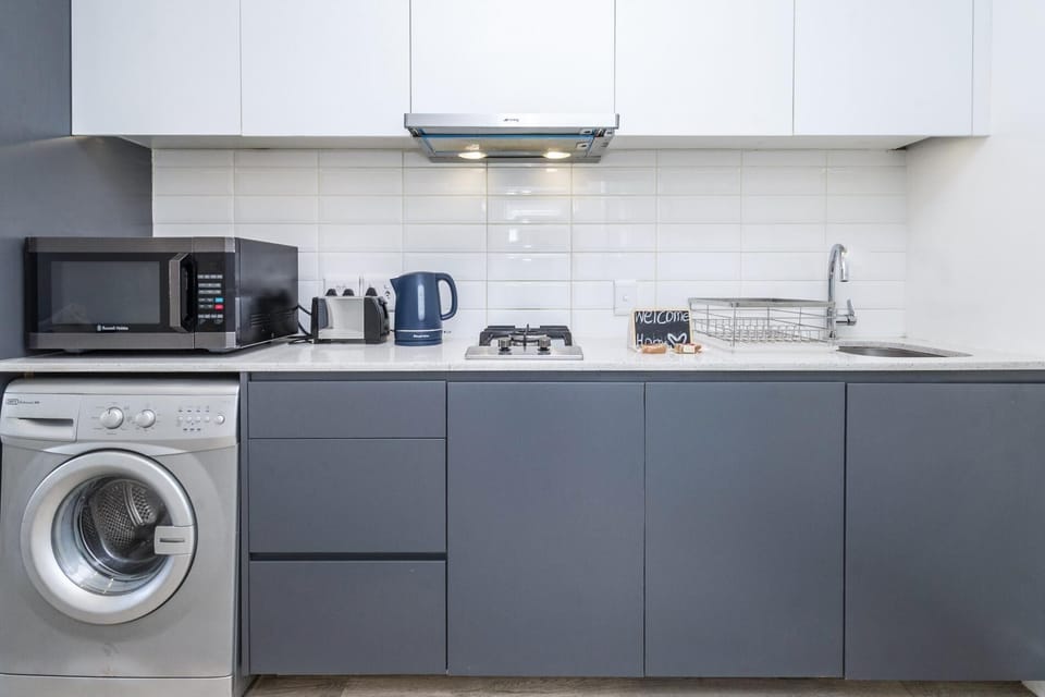 Studio with  Wi-Fi & Patio in Woodstock (30874)