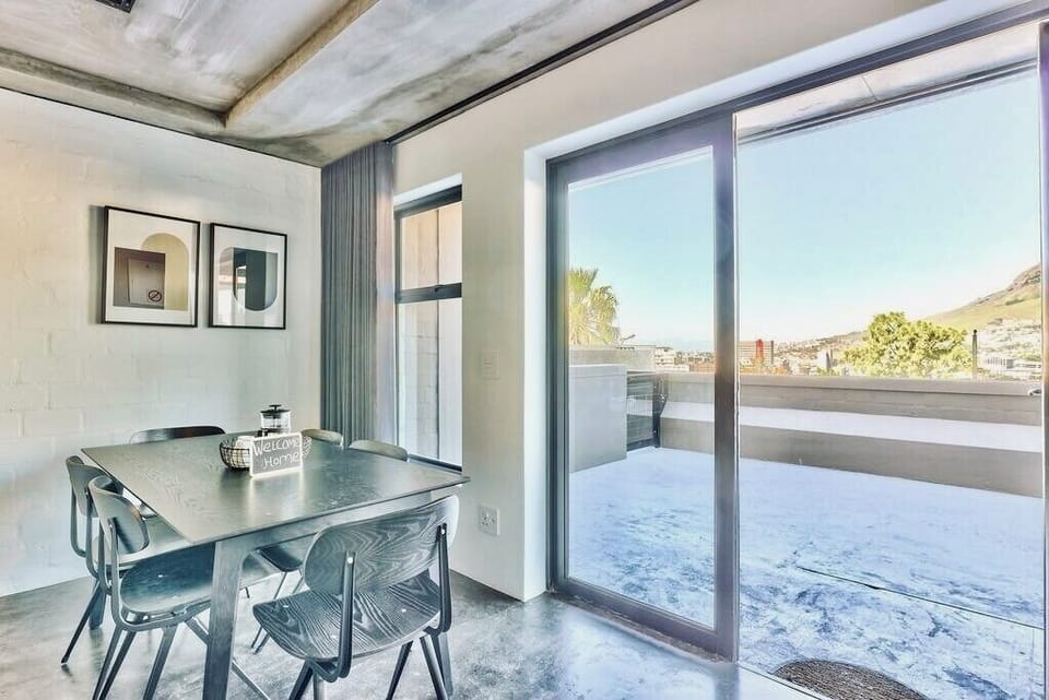 Bo-Kaap Bliss: Ground Floor with Large Patio (36886)
