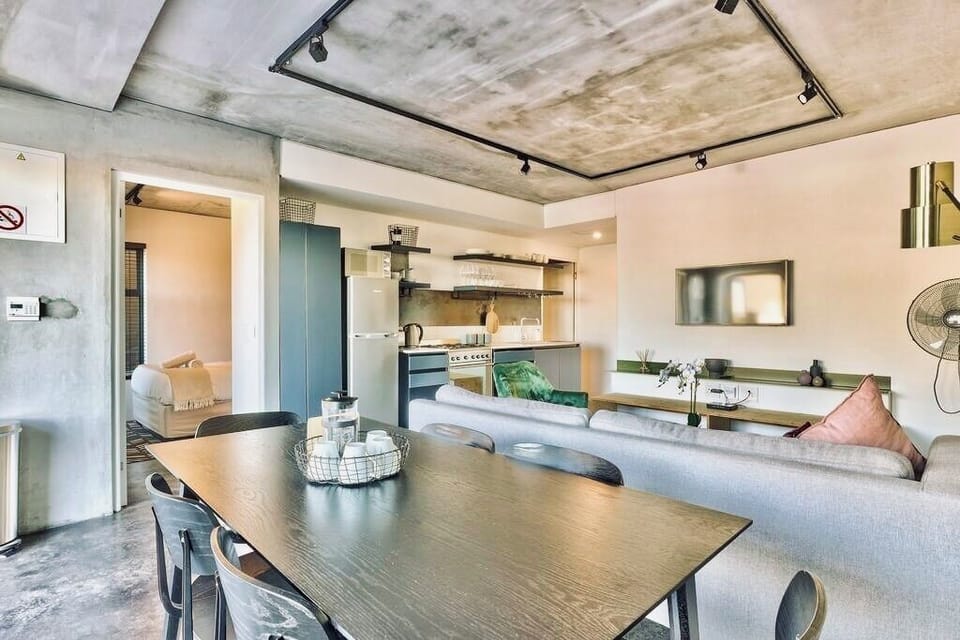 Bo-Kaap Bliss: Ground Floor with Large Patio (36895)
