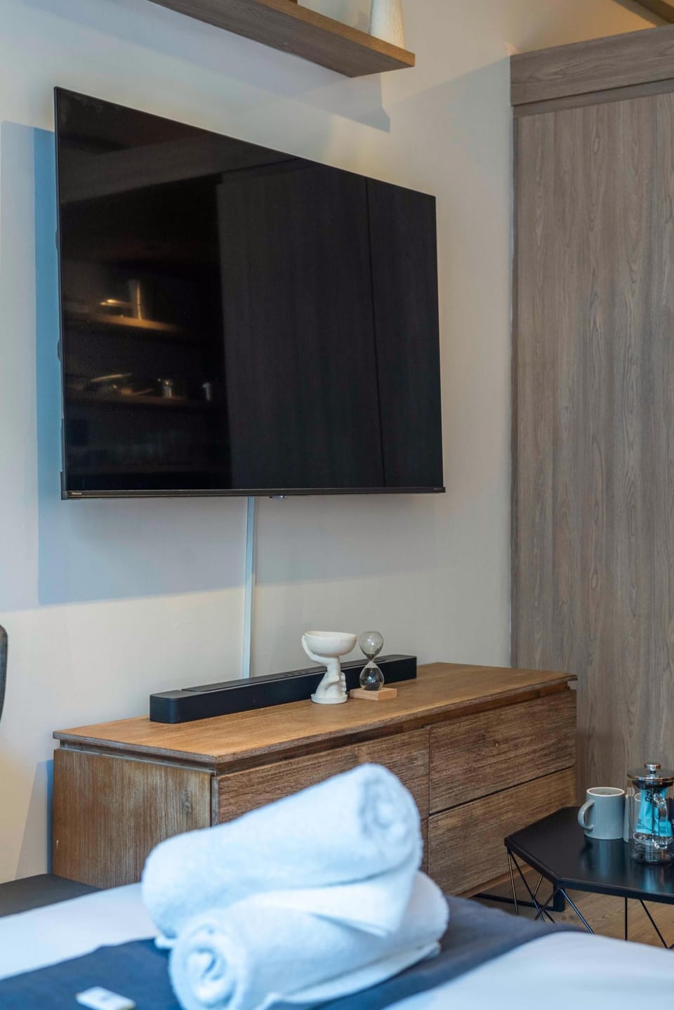 Stylish Studio Retreat  The Harri (36954)