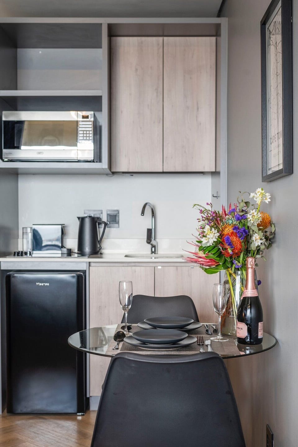 Classy Apartment Boasting Breathtaking Views (11441)