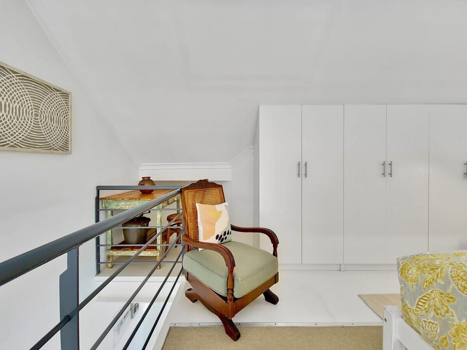 Cosy Loft Apartment w/ Pool (12146)