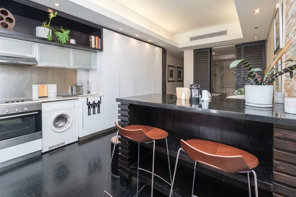 Modern apartment in Wale street (13369)