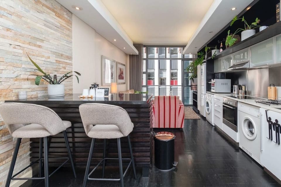 Modern apartment in Wale street (13370)