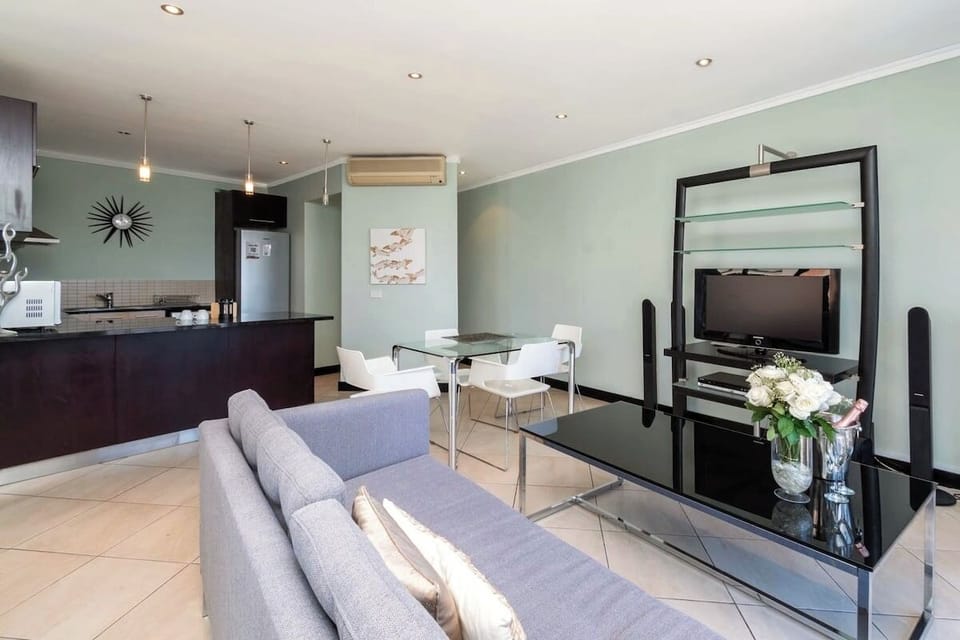Stylish 2 Bedroom Residence in the City Centre (35450)