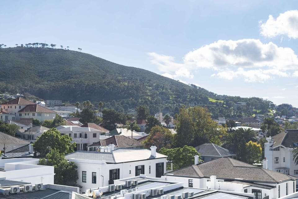 Modern City Studio in the Heart of Kloof Street (28569)