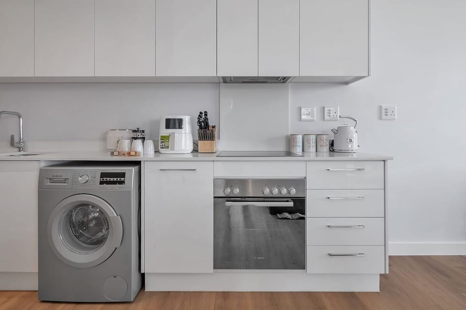 Rooftop with breathtaking views of Table Mountain. (12589)