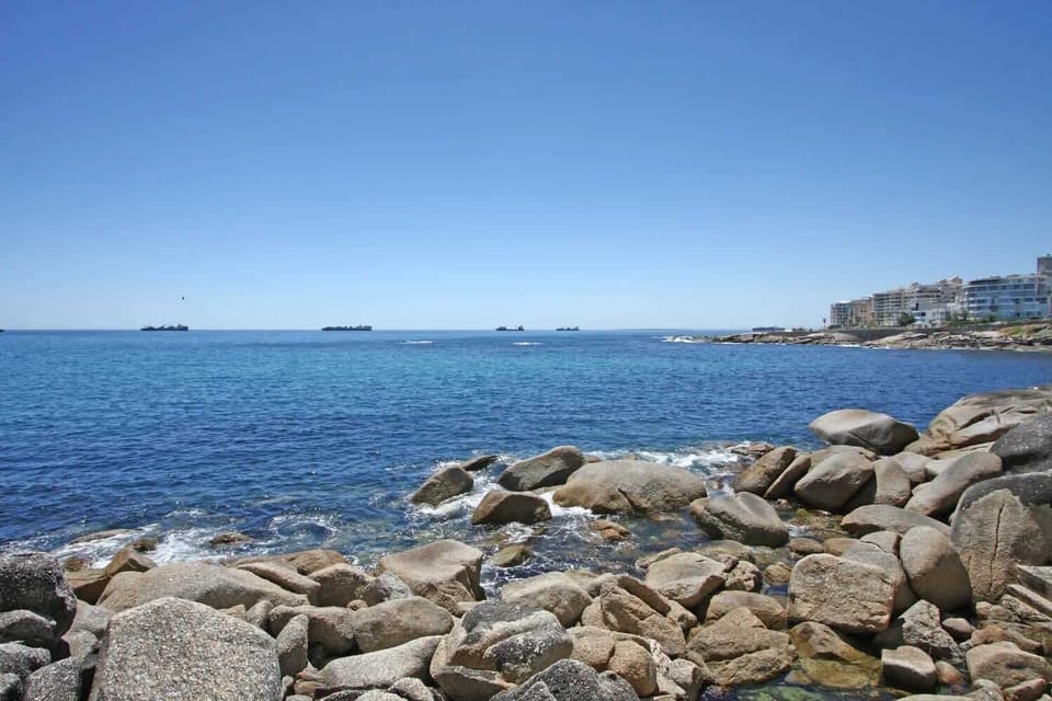Neptune Penthouse Bantry Bay (21471)