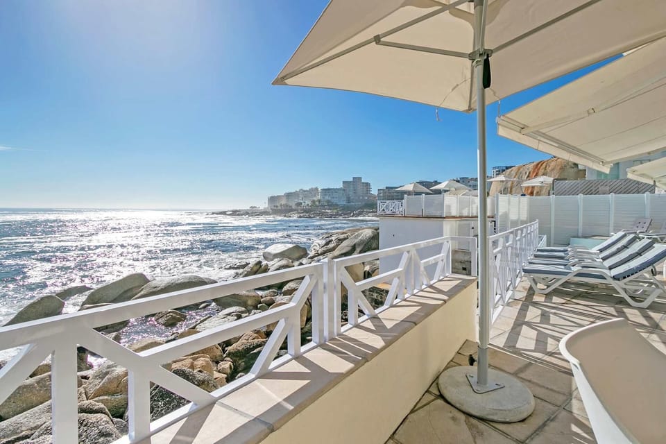Neptune Penthouse Bantry Bay (21469)