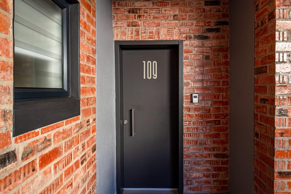 Peaceful 2BR Apartment in George with Views (27414)