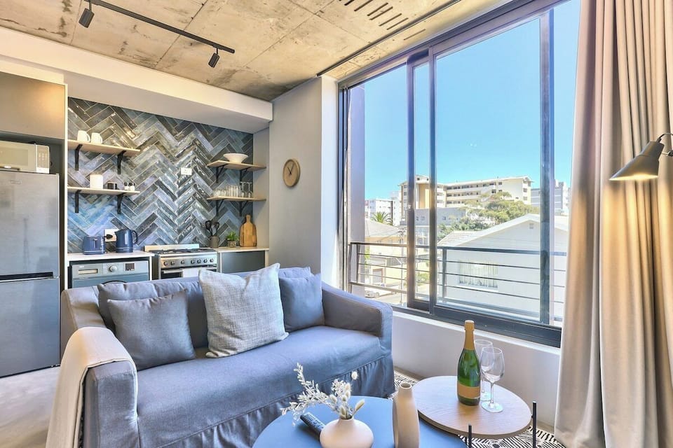 Secure building, Wifi, central, Promenade central! (9087)