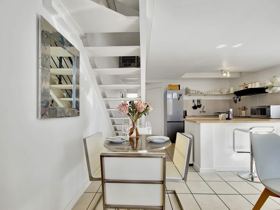 THE LOFT on Vriende in CBD (15017)
