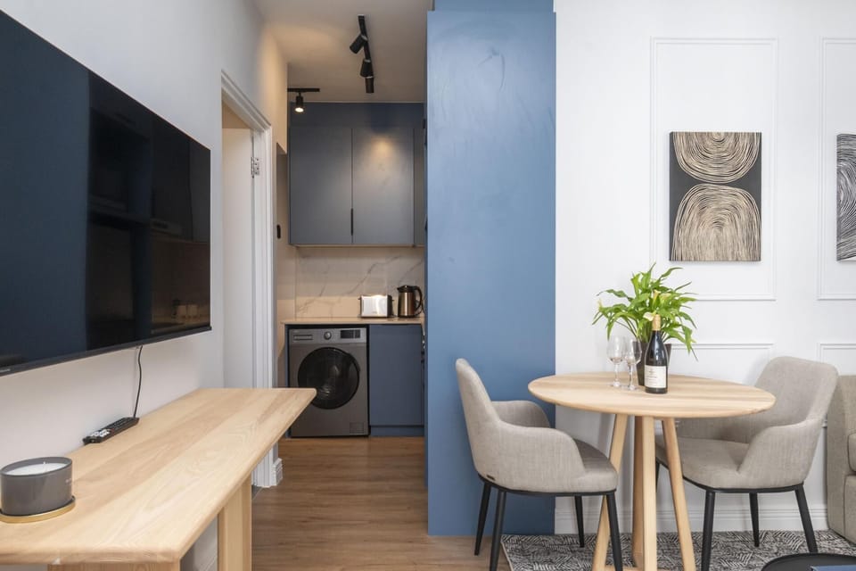 Modern City Apartment near Greenmarket Square (27564)