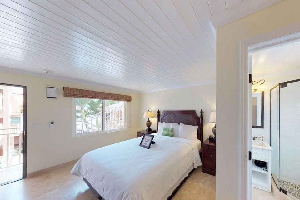 Wake up to sunshine and an airy, open room.