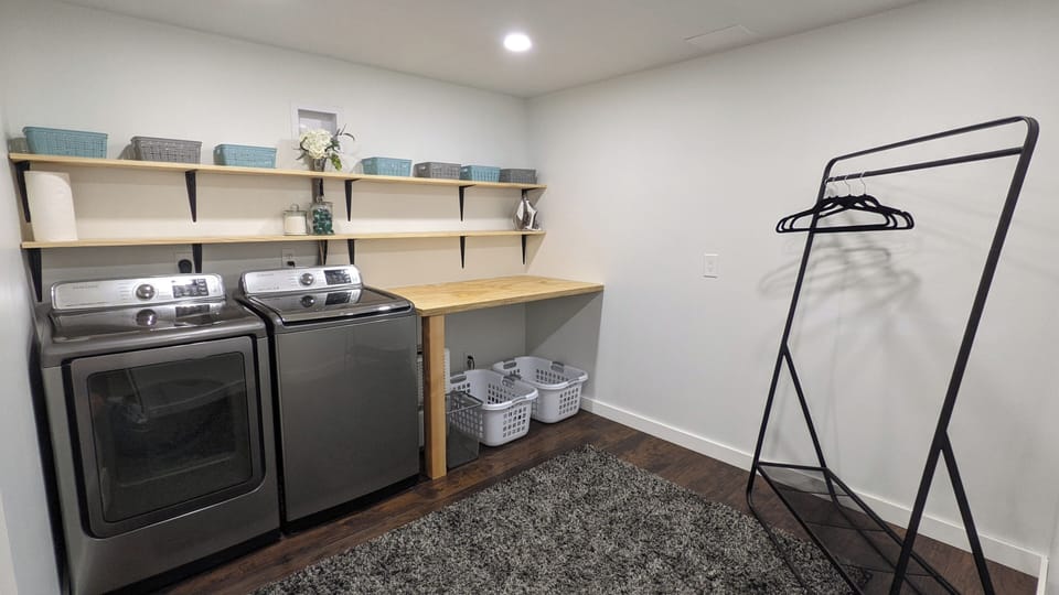 LARGE Laundry Room