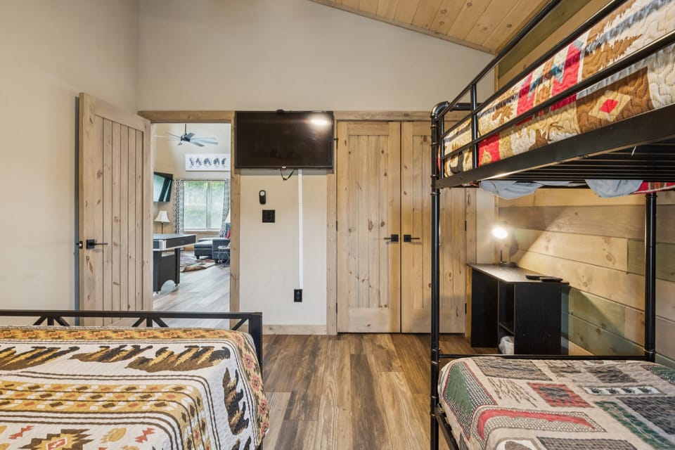 Indoors, Bed, Bedroom, Furniture, Room
