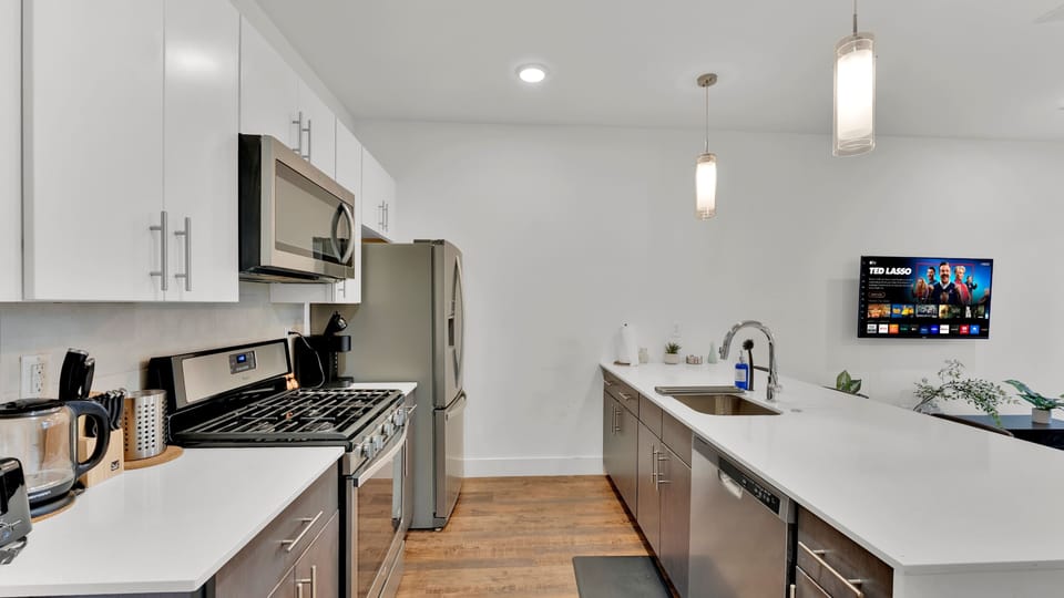 Full Kitchen