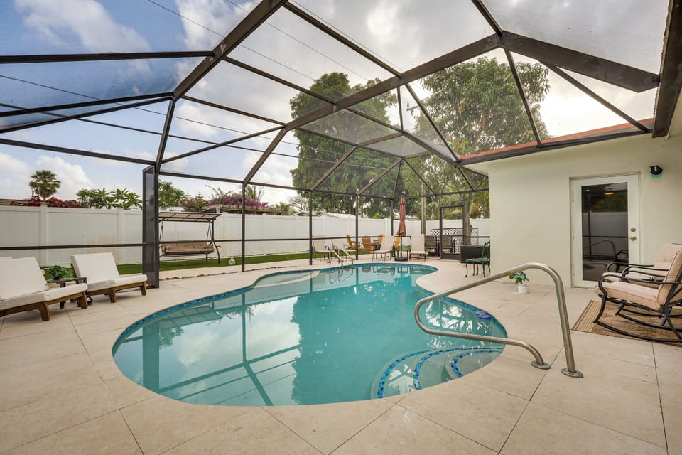 Fort Lauderdale Vacation Rental | 3BR | 2BA | 2 Steps Required | 1,600 Sq Ft