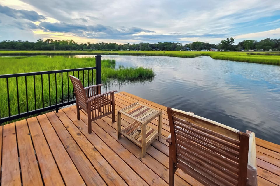 Jacksonville Vacation Rental | 4BR | 2BA | 1,400 Sq Ft | Step-Free Access