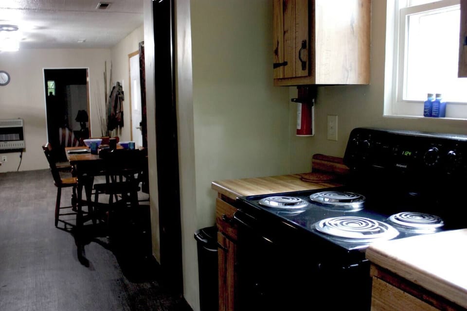 Full size stove with oven