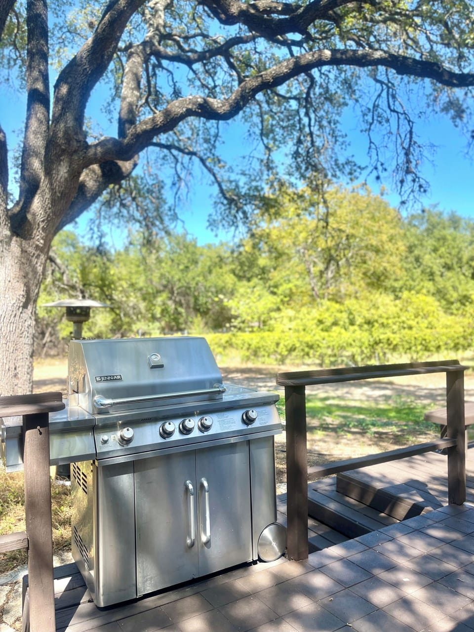 Fire up the grill and enjoy BBQ under a canopy of oak trees. 