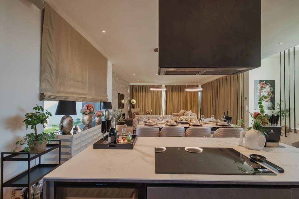 Kitchen and dining area