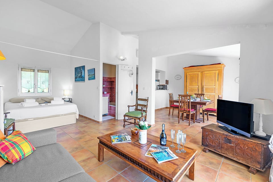 Living and dining room