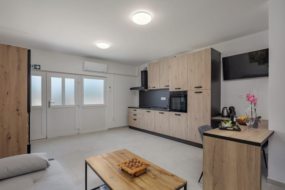 Kitchen and dining area