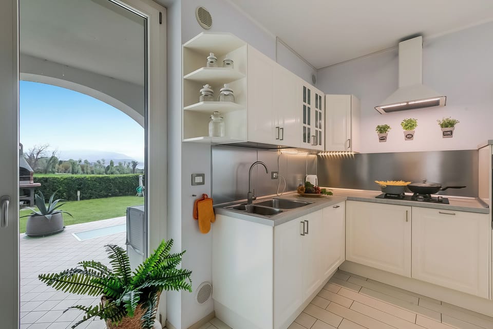 Kitchen and dining area