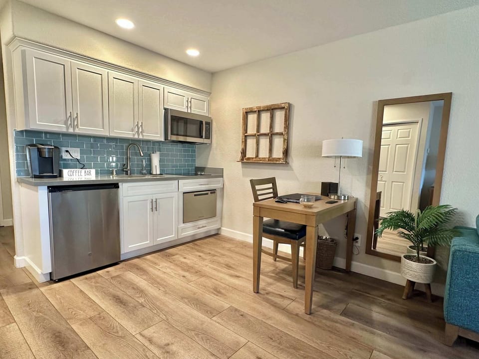 Kitchenette