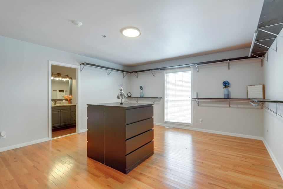 Walk In-Closet