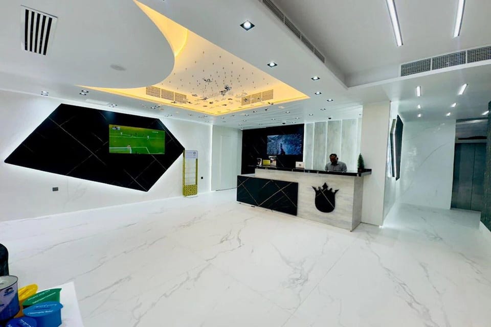 Entrance / Reception
