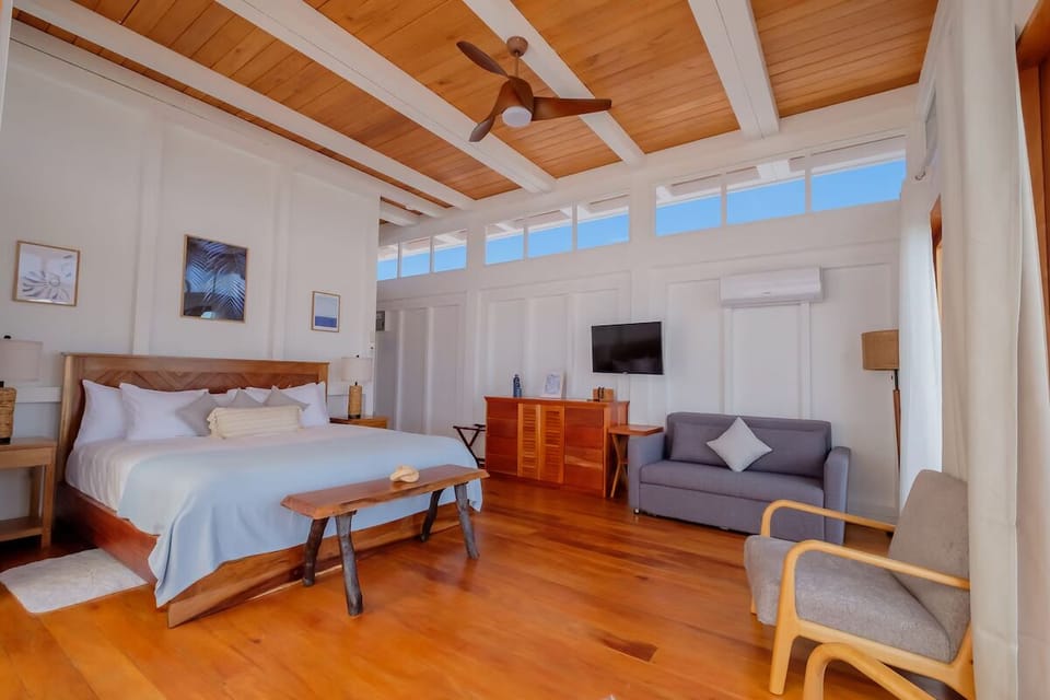 Unit with King Bed