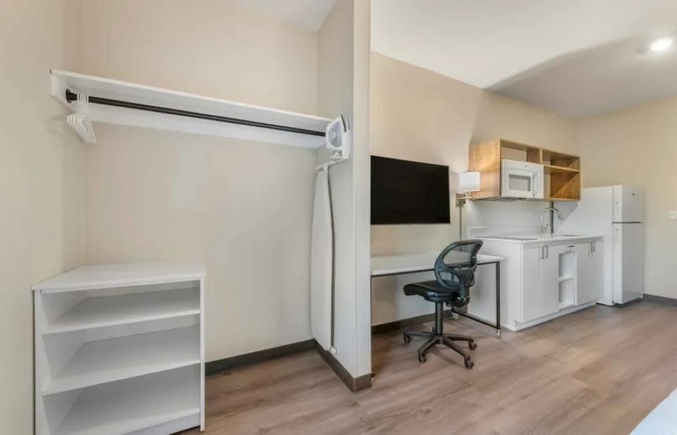 TV with workstation