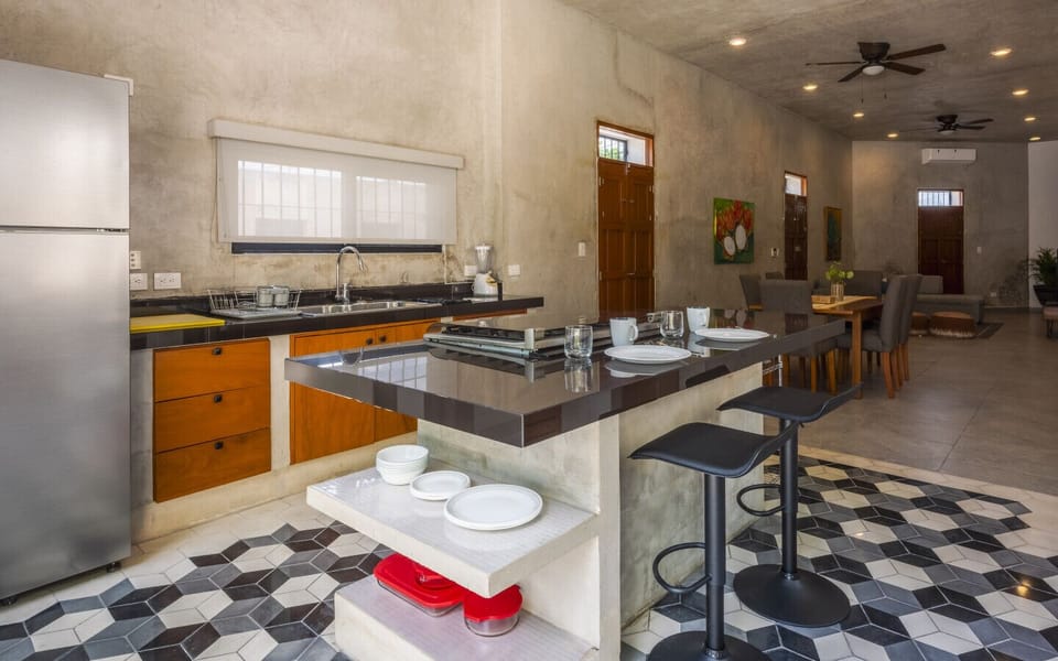 Prepare the most delicious meals in this modern kitchen