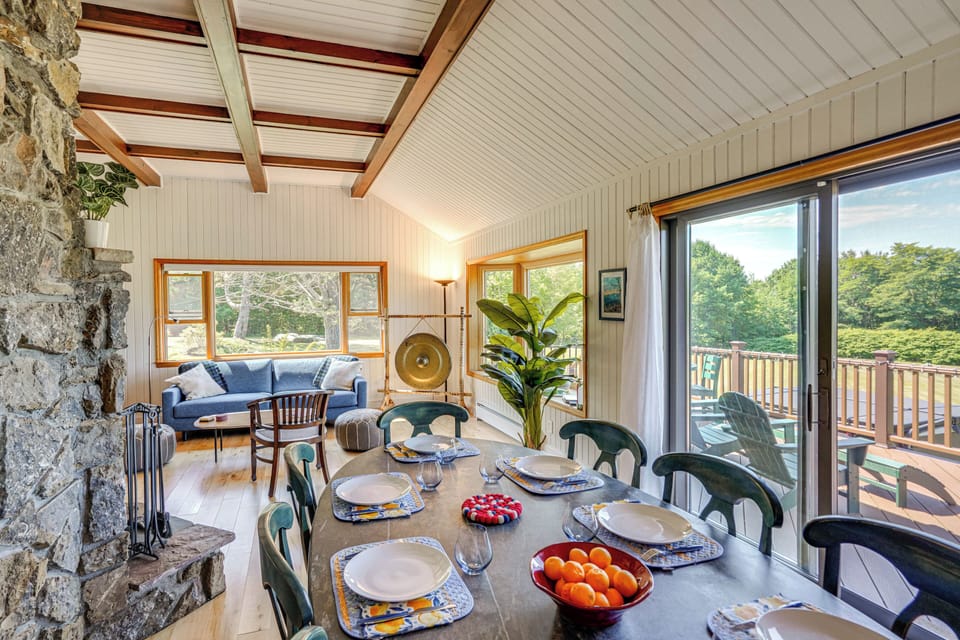 Dining Table | Main Floor