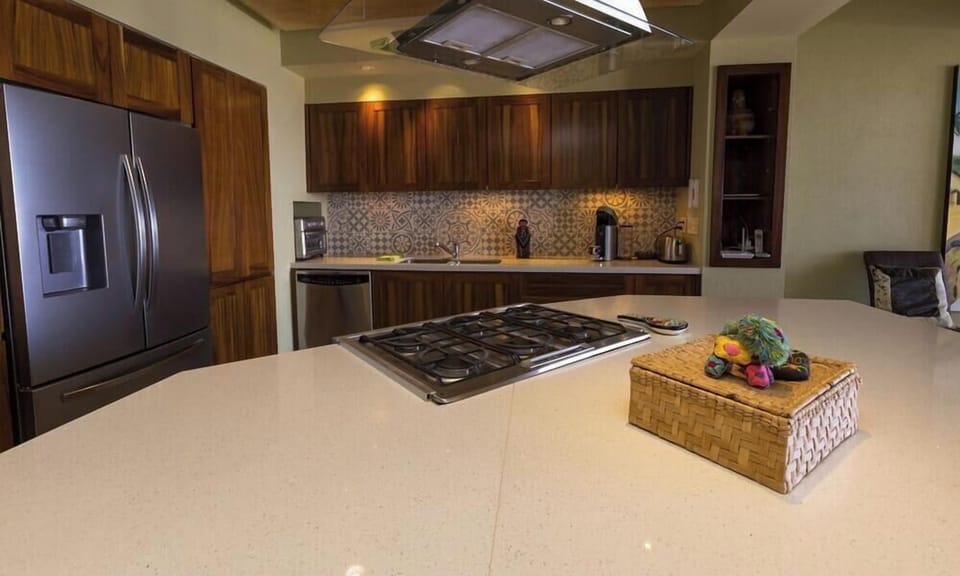 19. Kitchen