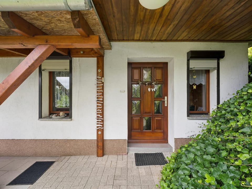 Entrance / Reception