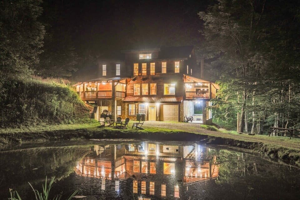 At night, our home shines with an inviting glow, making it the perfect retreat for winding down, enjoying cozy moments, and creating lasting memories.