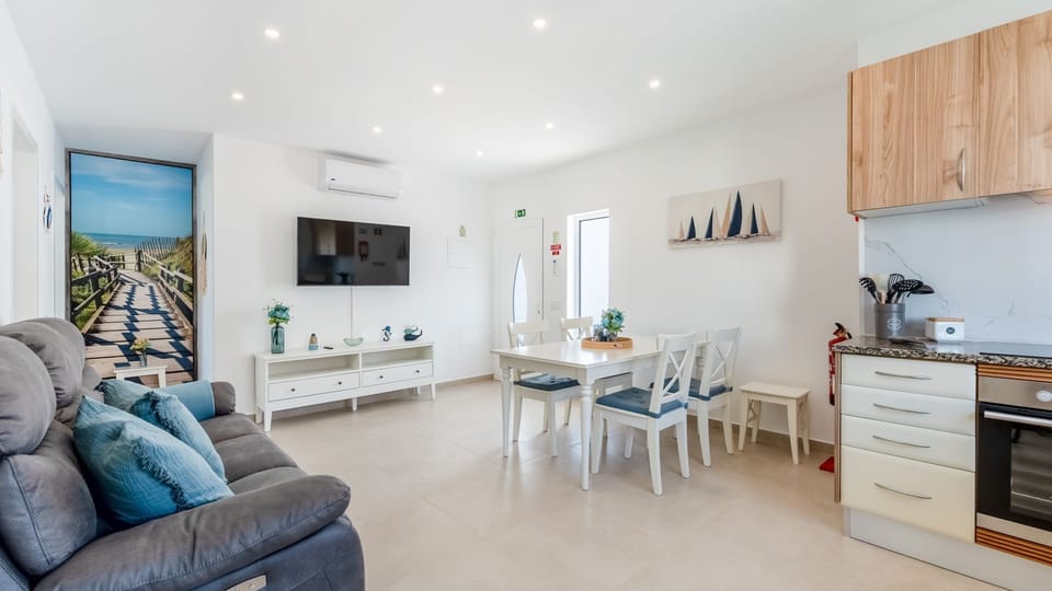 Stylish, light-filled, and beach-inspired open space perfect for relaxing or dining in.
#PT #Portugal #Altura #CoastalInteriors #FamilyFriendly