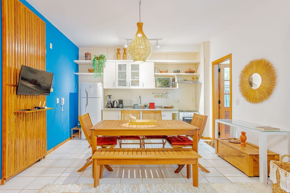 Kitchen or kitchenette,Dining area