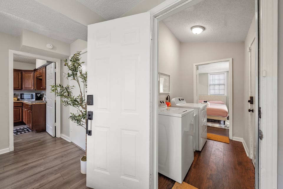 Shared Laundry Room with other AirBnb