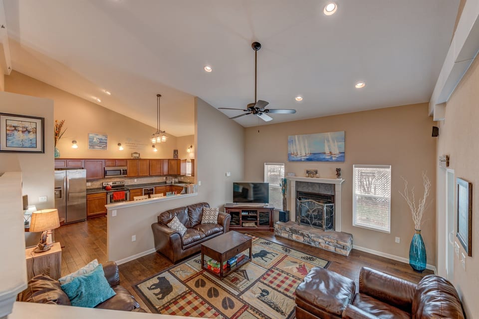 Breeze has a fun layout, with a recessed kitchen and Great Room, and just the right amount of stairs for your comfort.