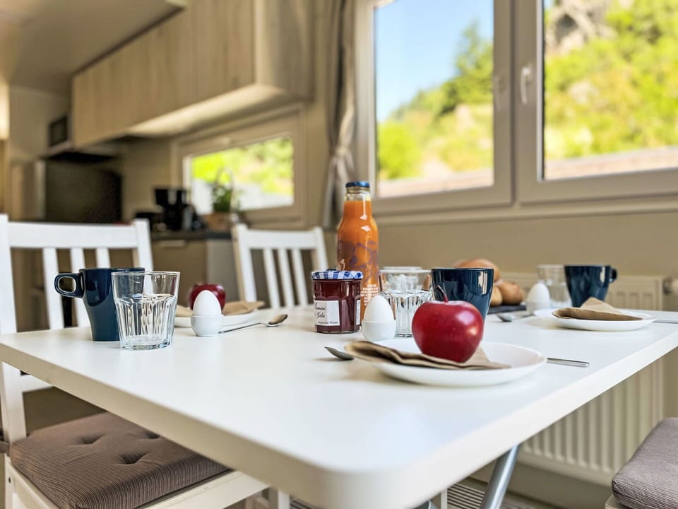Furniture, Kitchen Appliance, Tableware, Interior Design, Kitchen, Countertop, Table, Kitchen & Dining Room Table, Major Appliance, Serveware