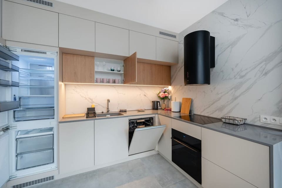 Fully Equipped Kitchen | Book Now with RENTUJEMY