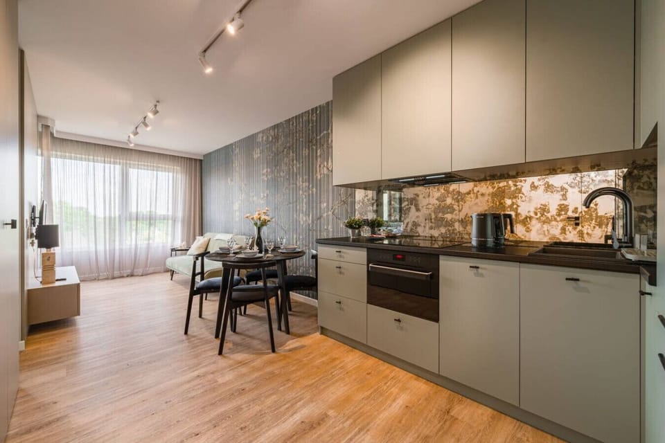 Fully Equipped Kitchen | Book Now with RENTUJEMY.COM