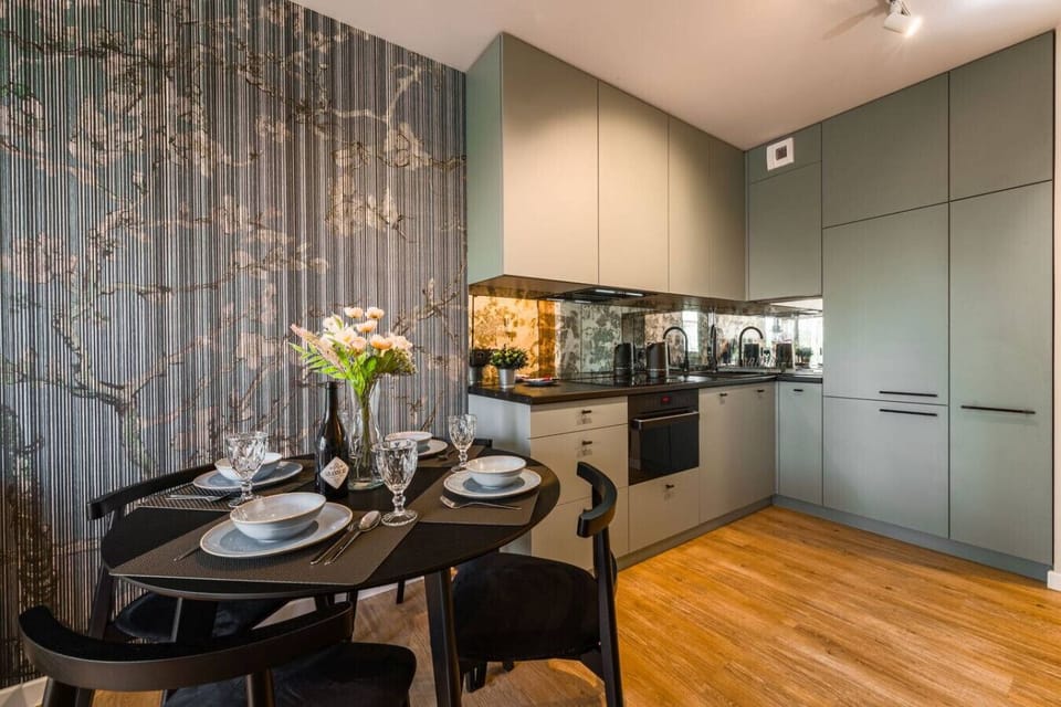 Fully Equipped Kitchen | Book Now with RENTUJEMY.COM