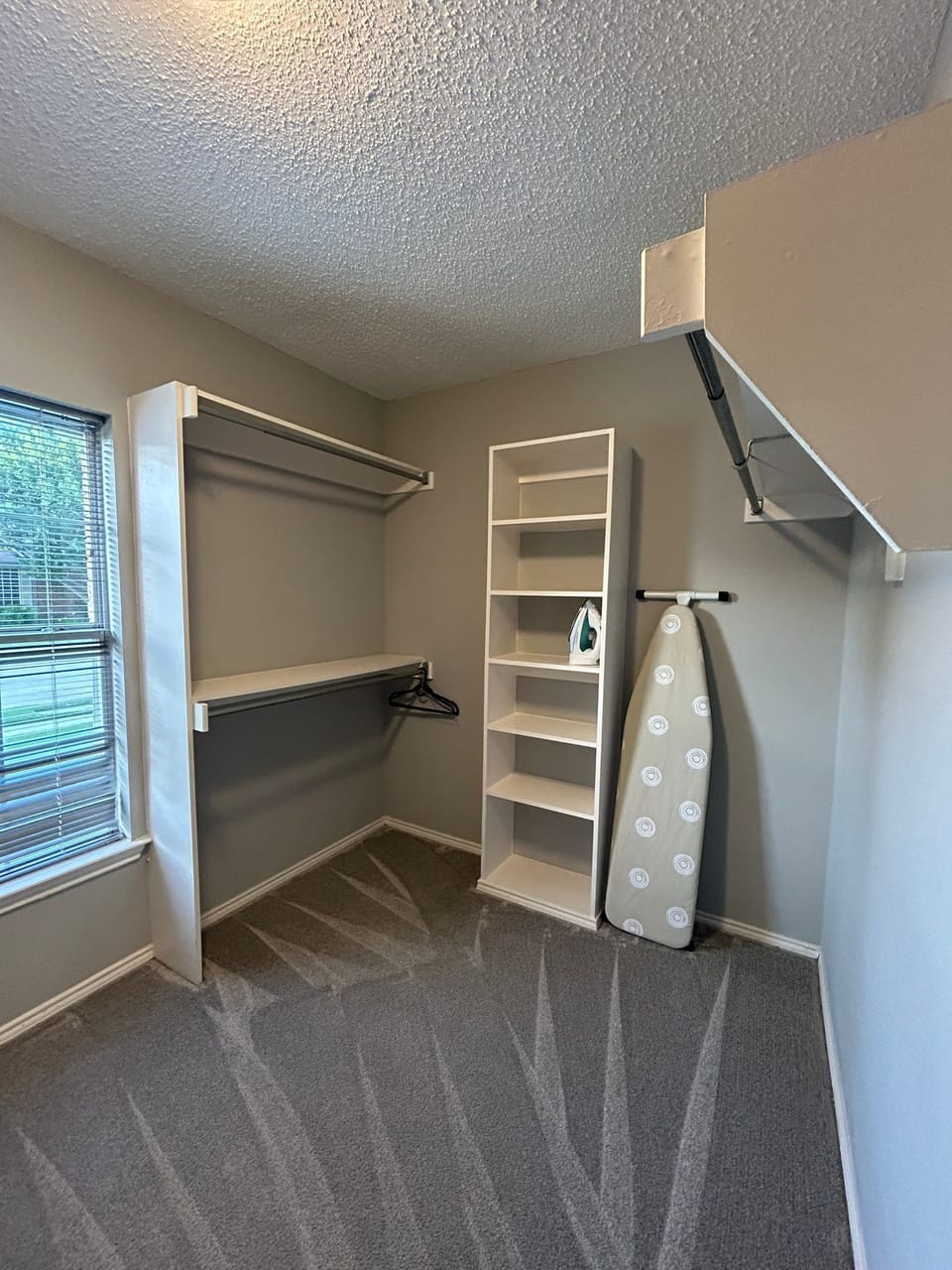 Organized spaces for stress-free travel.