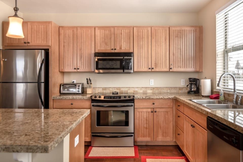 Kitchen fully equipped. Seasoning & spices for your use. Coffee pot & kerig