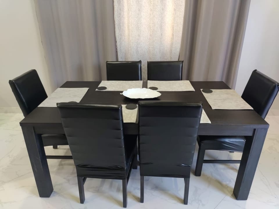Indoor Dinning